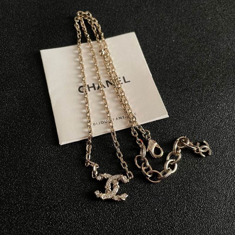 Chanel Necklace 03yxs375